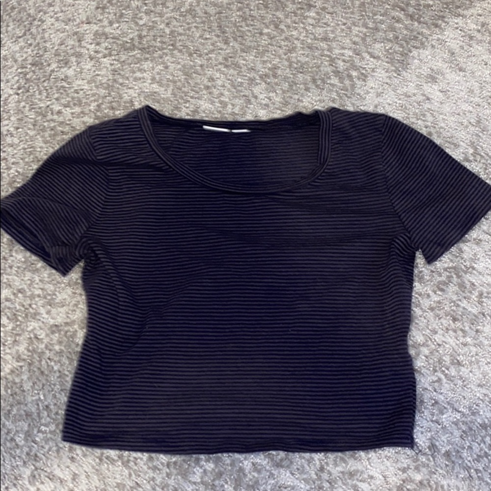 BP. CROPPED purple and black striped Tee Shirt